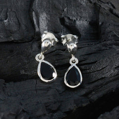 Yasmine Black Delicate Solitaire Stud Earring