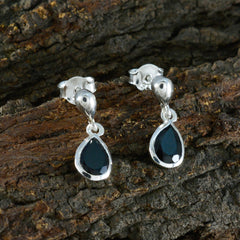 Yasmine Black Delicate Solitaire Stud Earring
