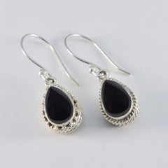 Ha eun Black Slim Solitaire Dangle Earring
