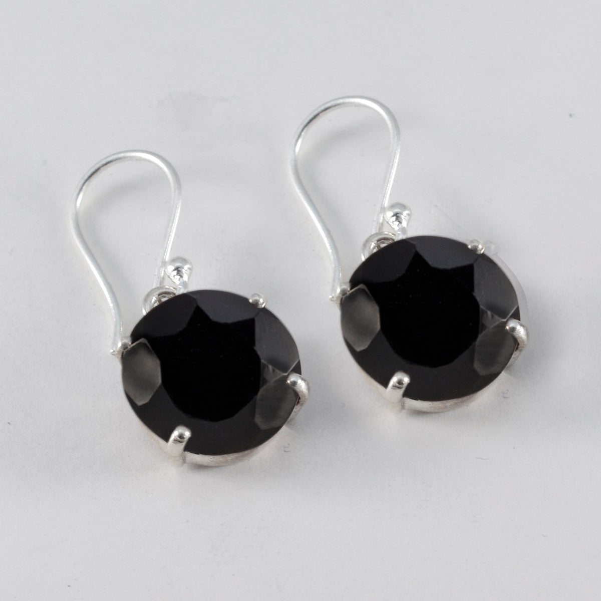 Stella Black Featherlight Solitaire Dangle Earring