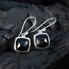 Hye jin Black Slim Solitaire Dangle Earring