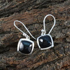 Hye jin Black Slim Solitaire Dangle Earring