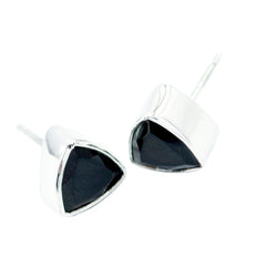 Violet Black Elegant Solitaire Stud Earring