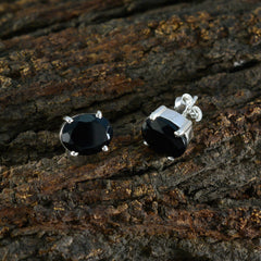 Yasmin Black Delicate Solitaire Stud Earring