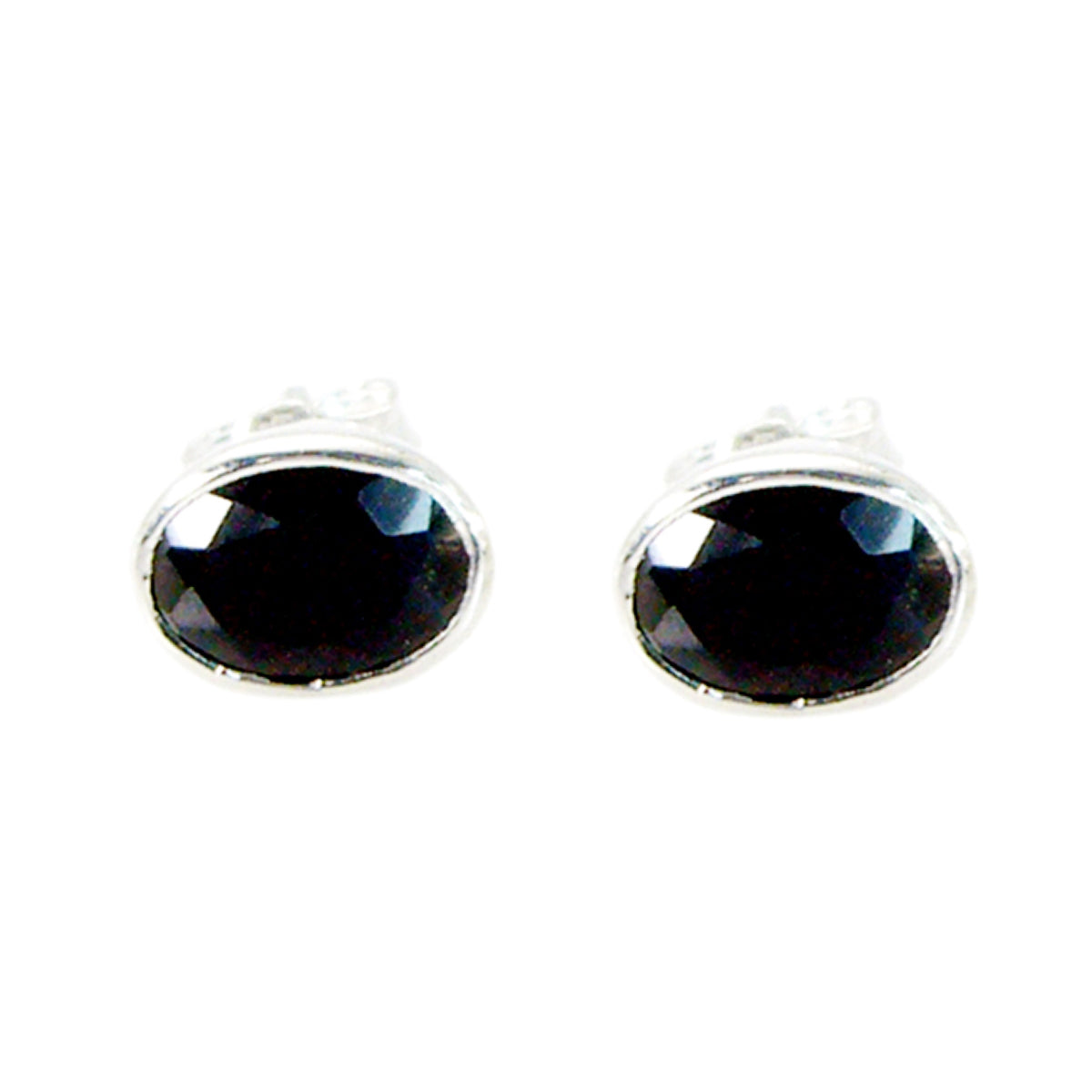 Zoey Black Elegant Solitaire Stud Earring Black Onyx Black Stud
