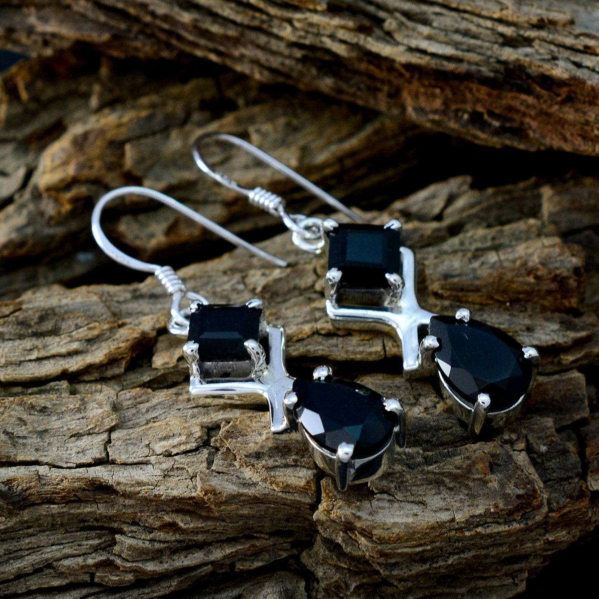 Rosa Black Slim multiple Dangle Earring