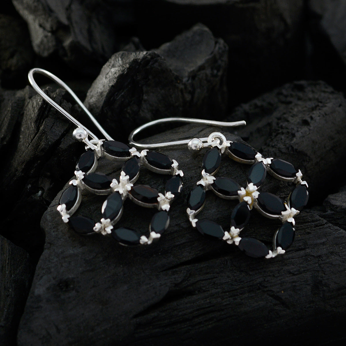 Dayana Black Minimal multiple Dangle Earring