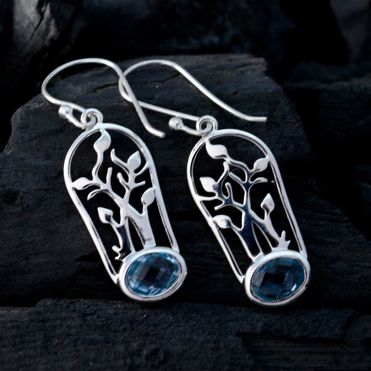 Penelope Blue Dainty Solitaire Dangle Earring
