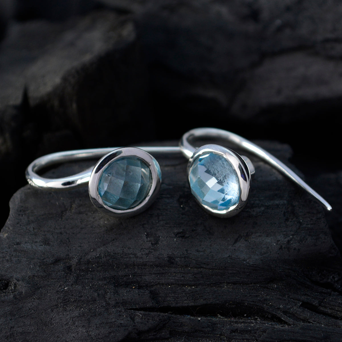 Andrea Blue Whisper thin Solitaire Stud Earring
