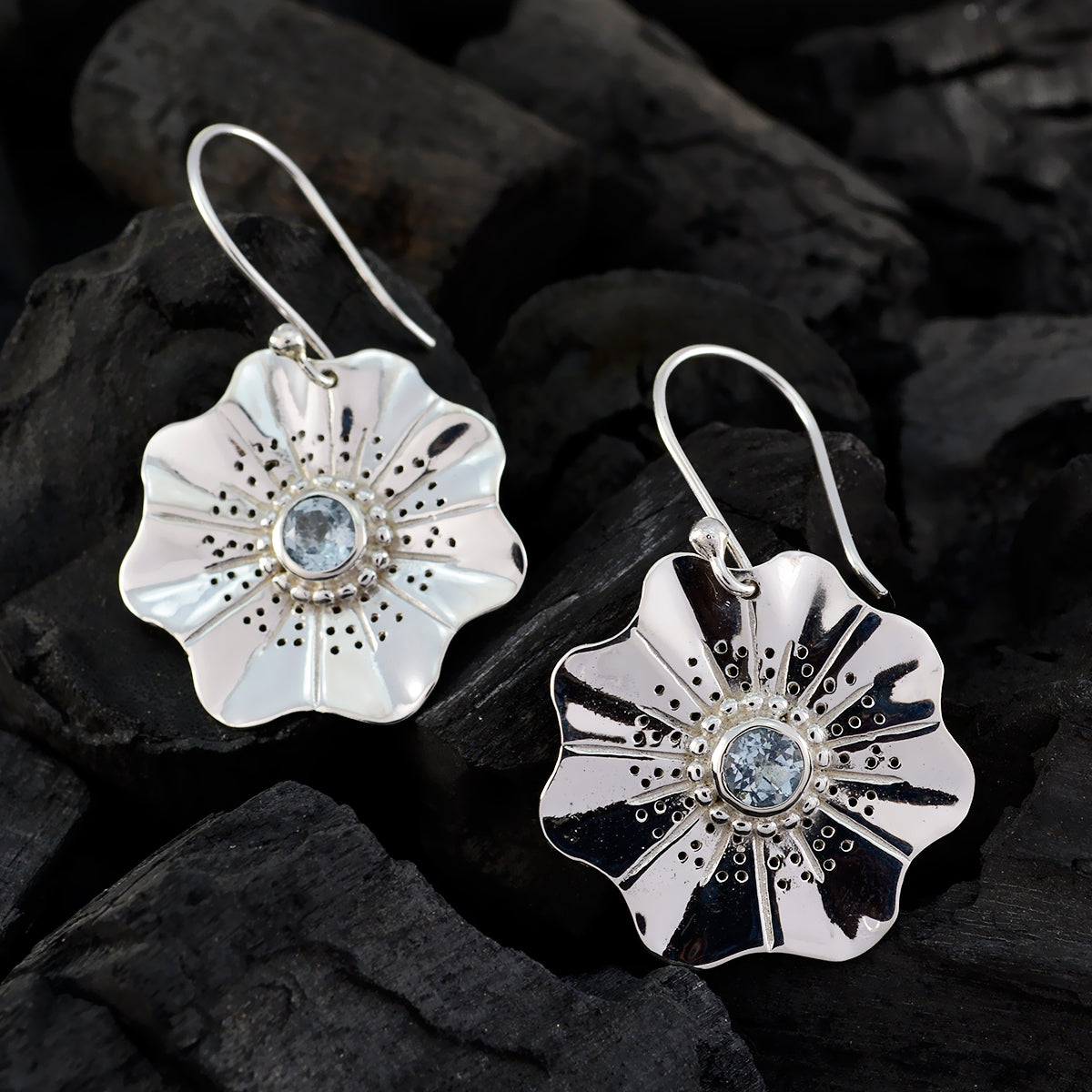 Abigail Blue Essential Solitaire Dangle Earring