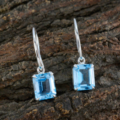 Luisa Blue Classic Solitaire Dangle Earring