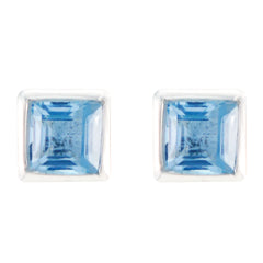 Noelia Blue Minimalist Solitaire Stud Earring Blue Topaz Blue Stud