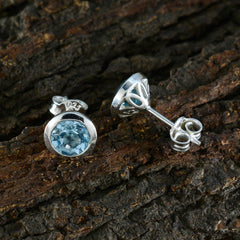 Tereza Blue Delicate Solitaire Stud Earring