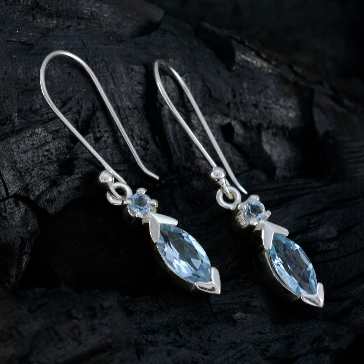 Milagros Blue Dainty multiple Dangle Earring
