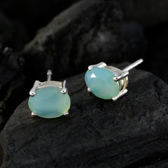 Antonia Blue Delicate Solitaire Stud Earring