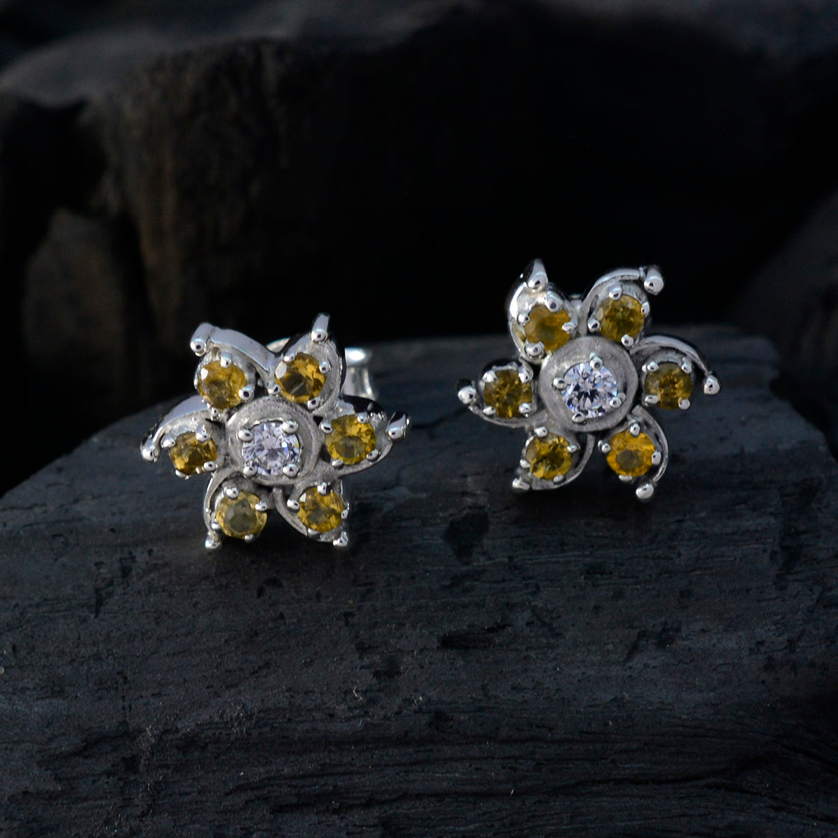 Charlotte Yellow Elegant multiple Stud Earring