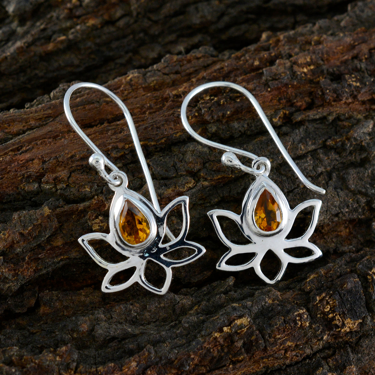 Min seo Yellow Dainty Solitaire Dangle Earring