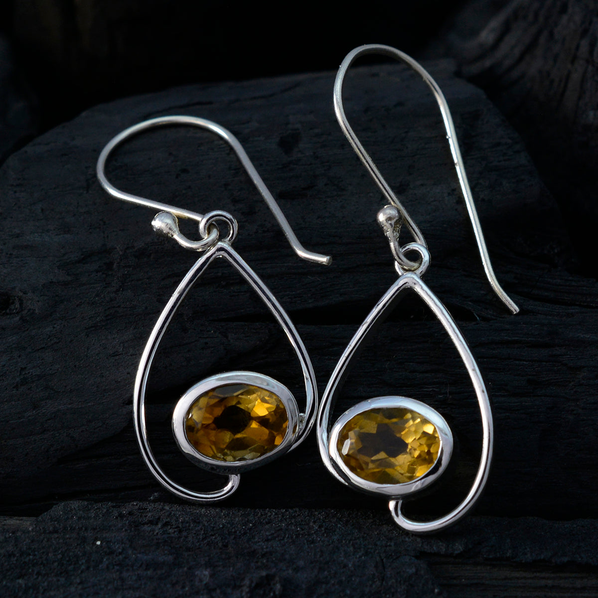 Layla Yellow Delicate Solitaire Dangle Earring