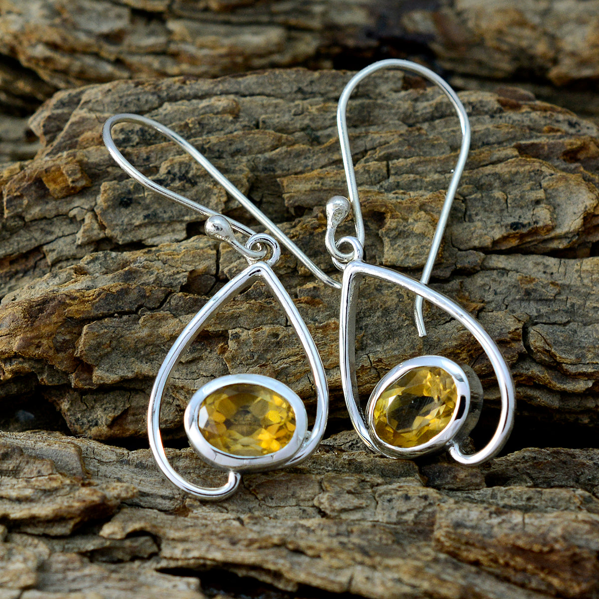 Layla Yellow Delicate Solitaire Dangle Earring