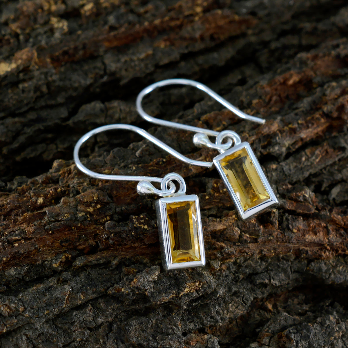 Leah Yellow Dainty Solitaire Dangle Earring