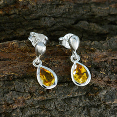 Lucy Yellow Elegant Solitaire Stud Earring