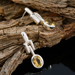 Yuna Yellow Edgy Solitaire Stud Earring