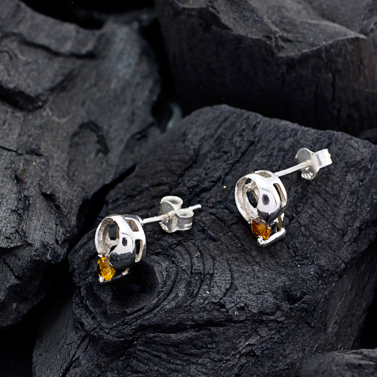 Alejandra Yellow Elegant Solitaire Stud Earring