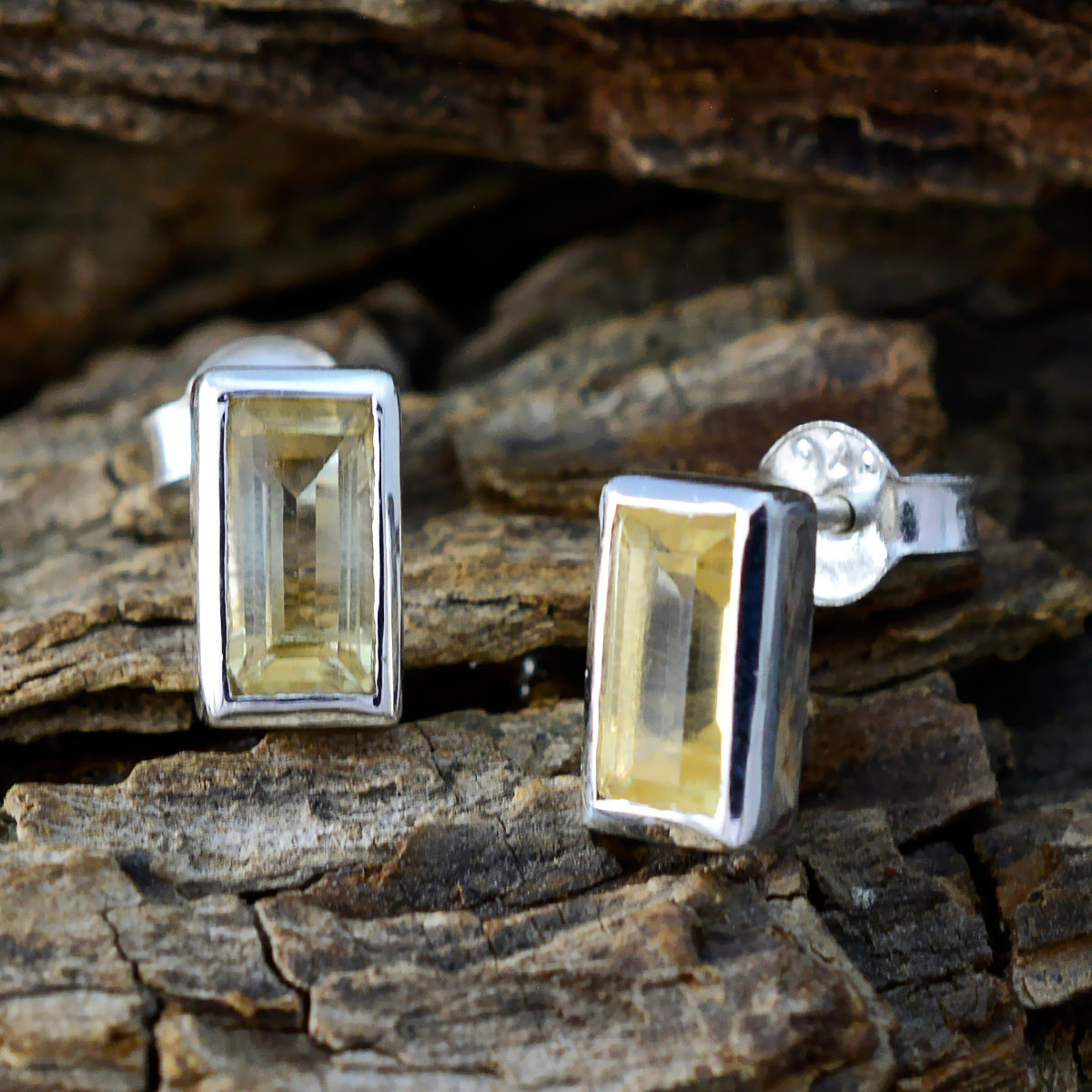 Grace Yellow Delicate Solitaire Stud Earring