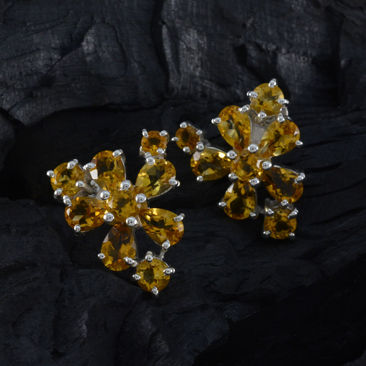 Giulia Yellow Minimal multiple Stud Earring