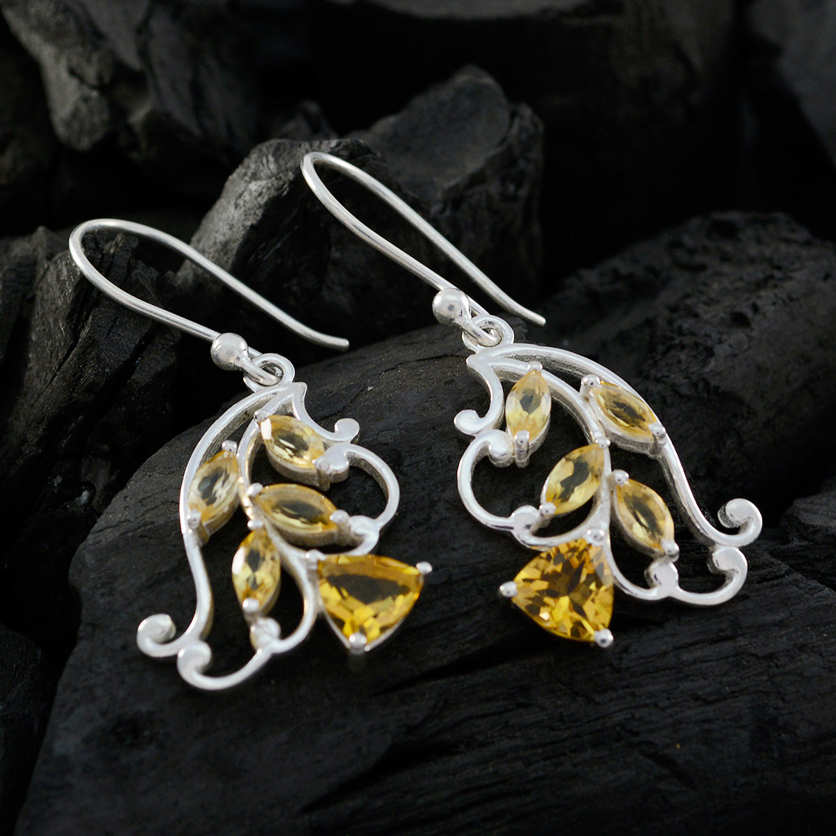 Isabelle Yellow Minimal multiple Dangle Earring