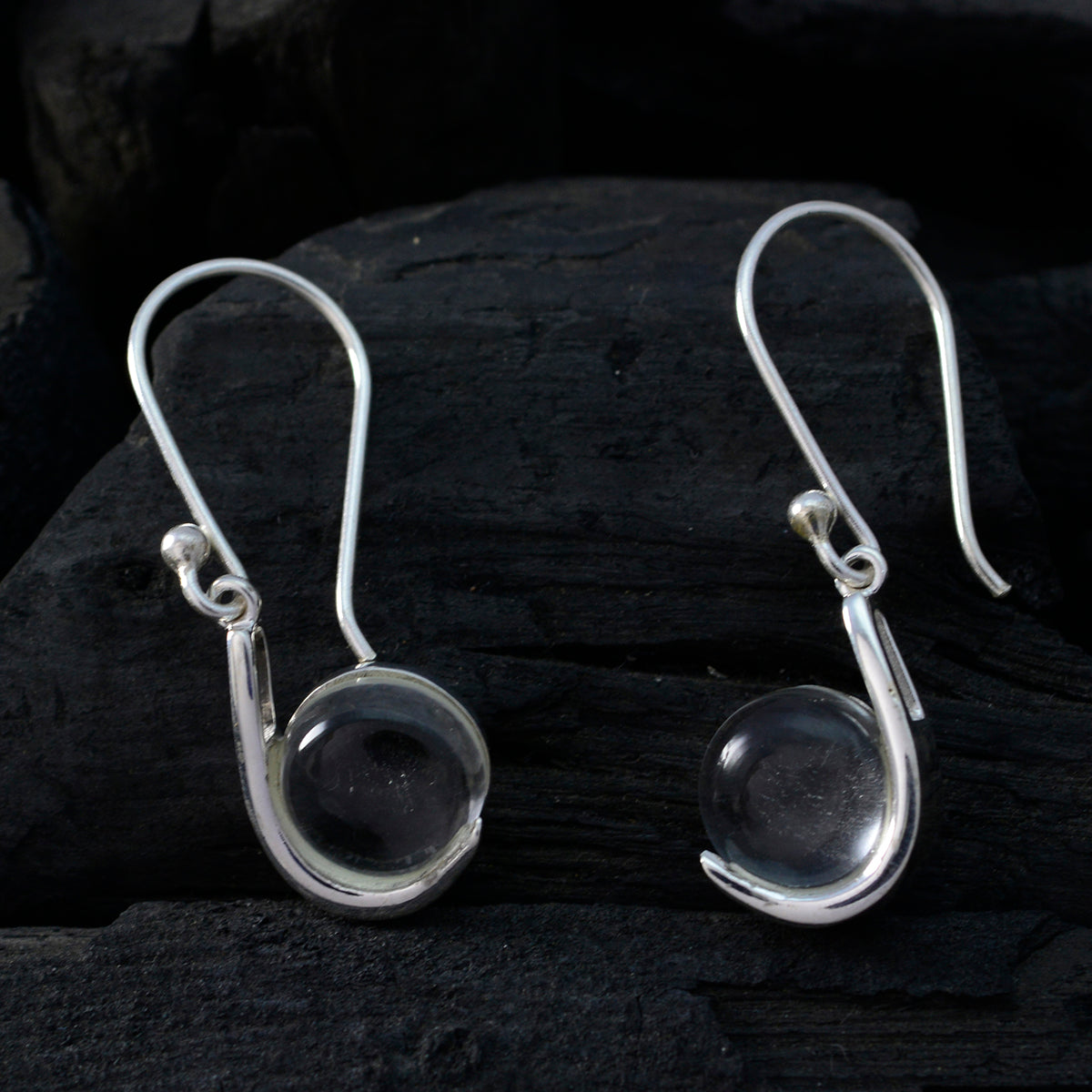 Eun ji White Featherlight Solitaire Dangle Earring