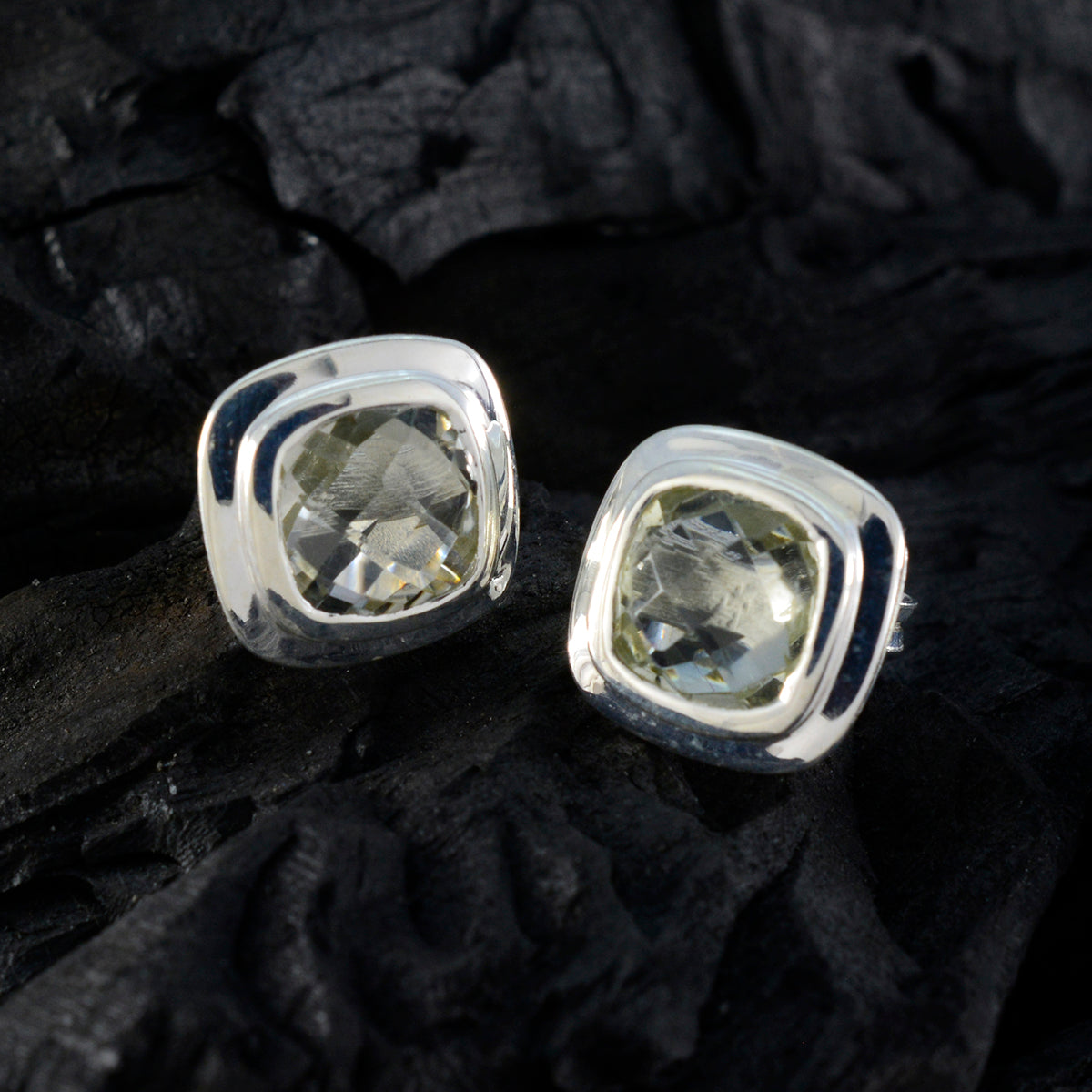 Victoria Green Whisper thin Solitaire Stud Earring
