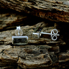 Julia Purple Elegant Solitaire Stud Earring