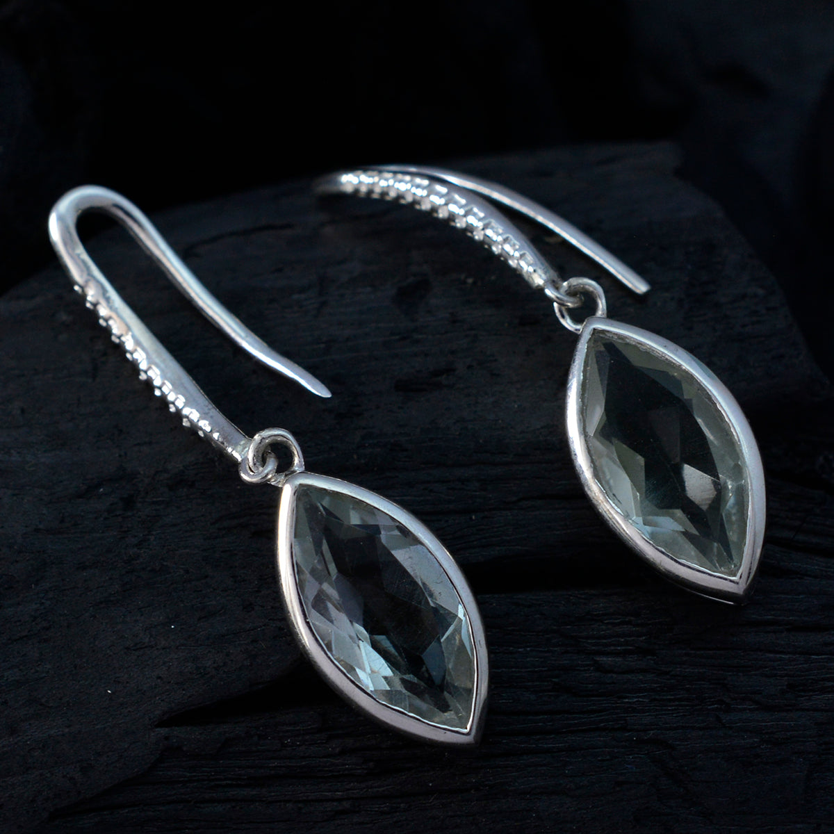 Dayana Green Delicate Solitaire Dangle Earring