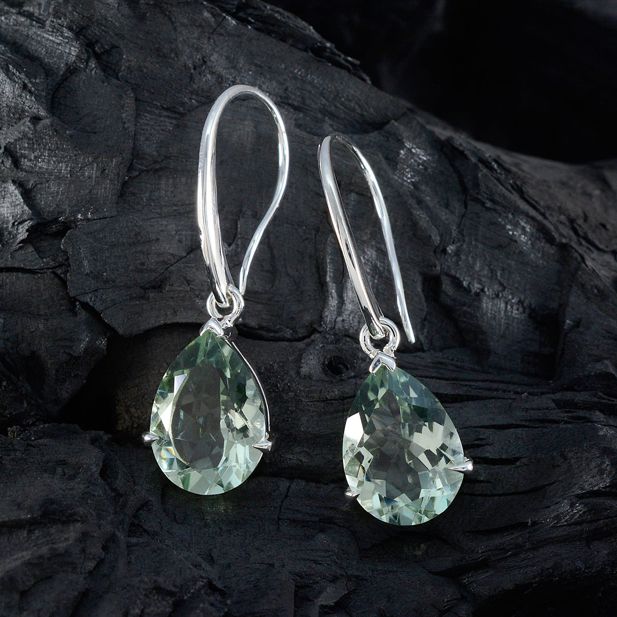Gabriela Green Tiny Solitaire Dangle Earring