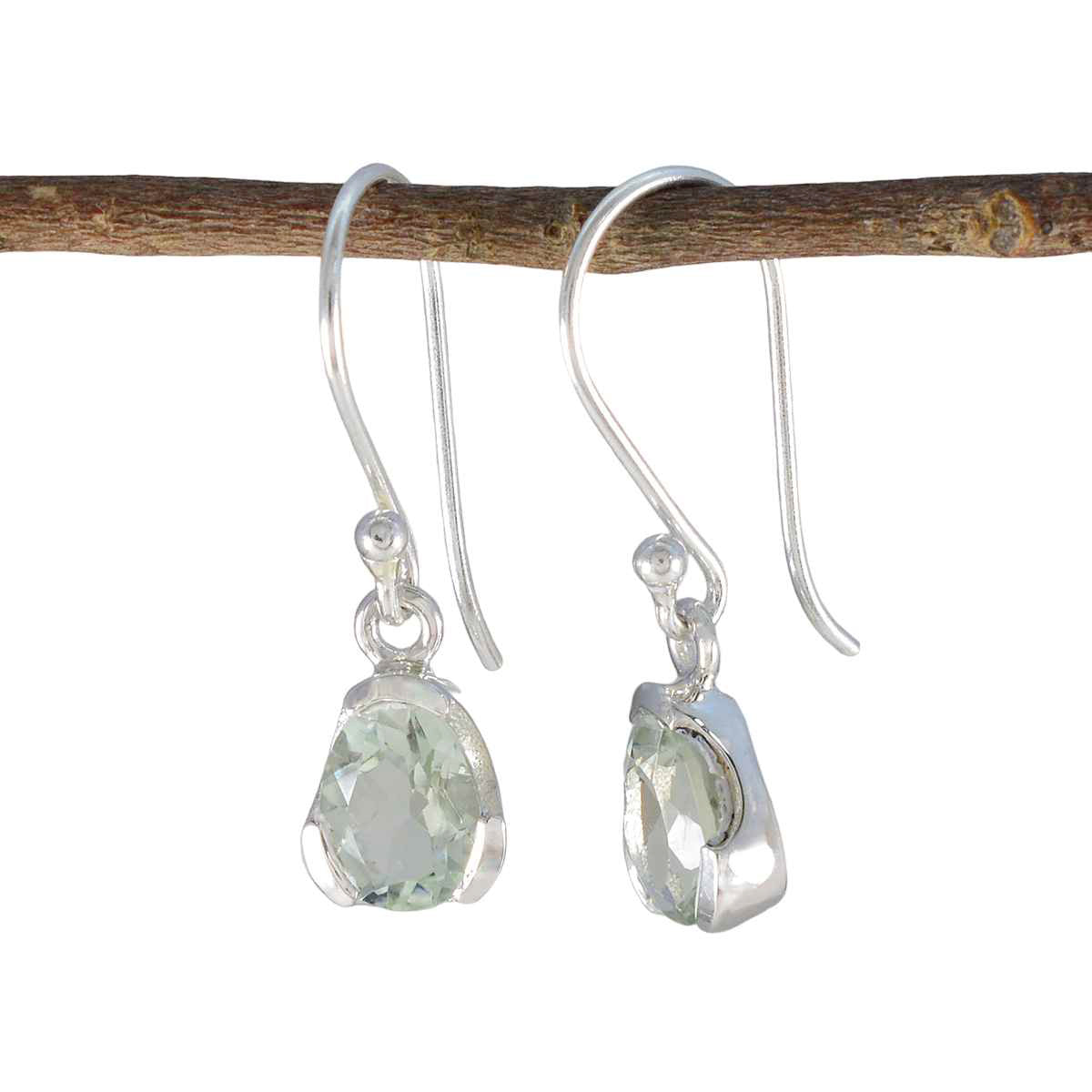 Nari Green Slim Solitaire Dangle Earring Green Amethyst Green Dangle