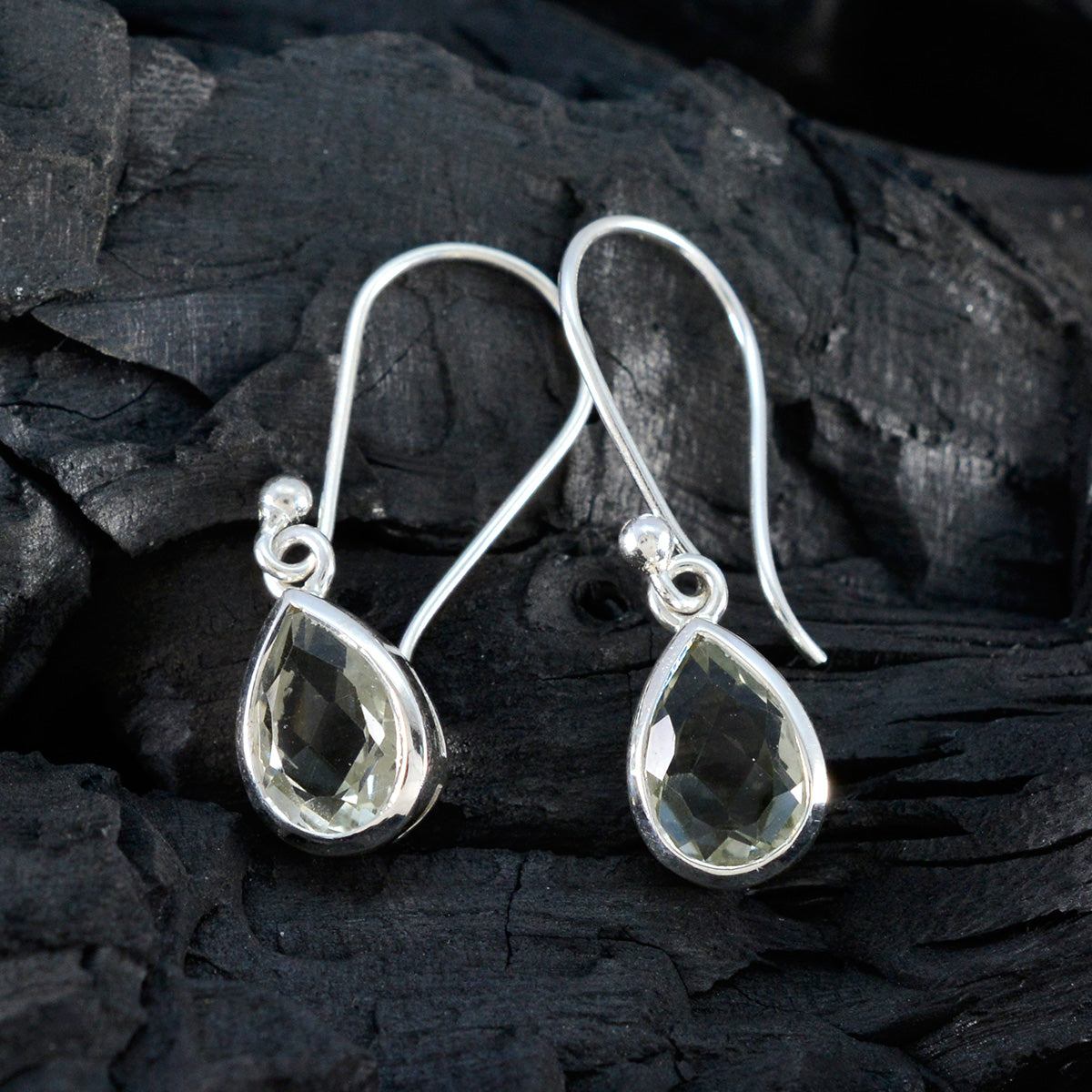 Ayaka Green Dainty Solitaire Dangle Earring