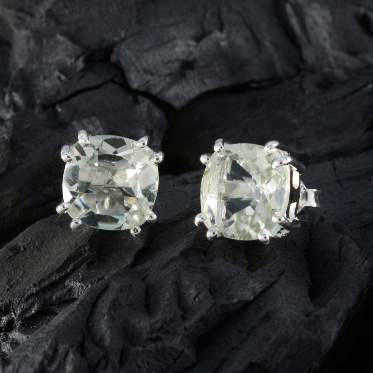 Andrea Green Slim Solitaire Stud Earring