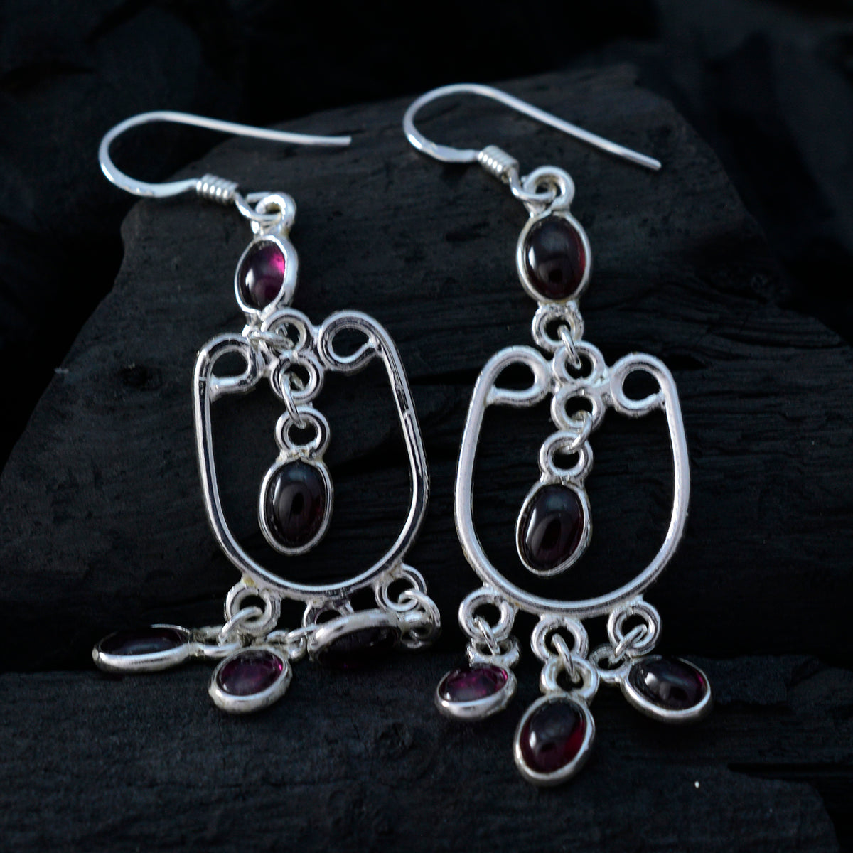 María Red Tiny multiple Dangle Earring