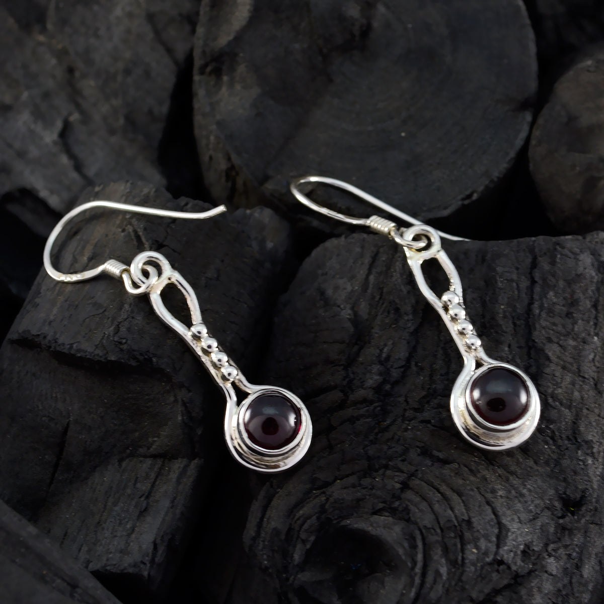 Agnes Red Delicate multiple Dangle Earring