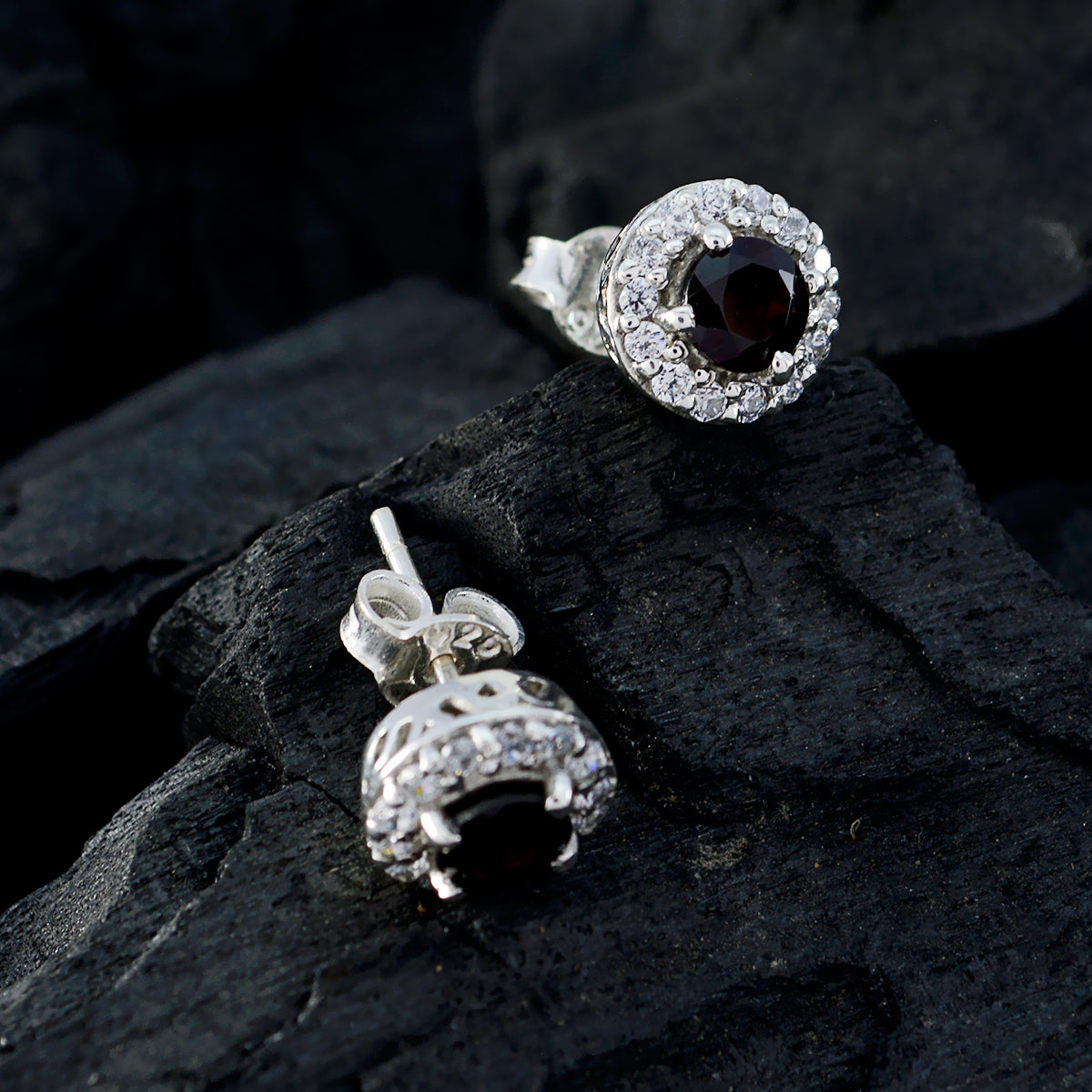 Charlotte Red Elegant multiple Stud Earring