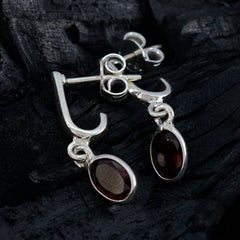 Layla Red Delicate Solitaire Stud Earring