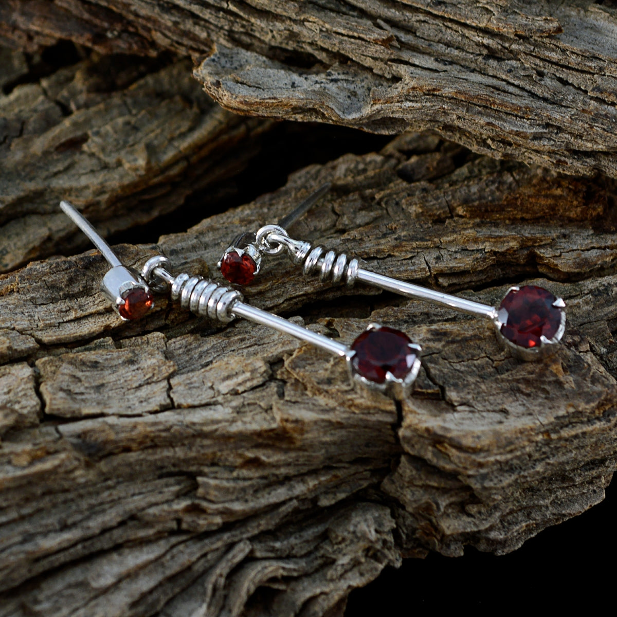 Julieta Red Elegant multiple Stud Earring
