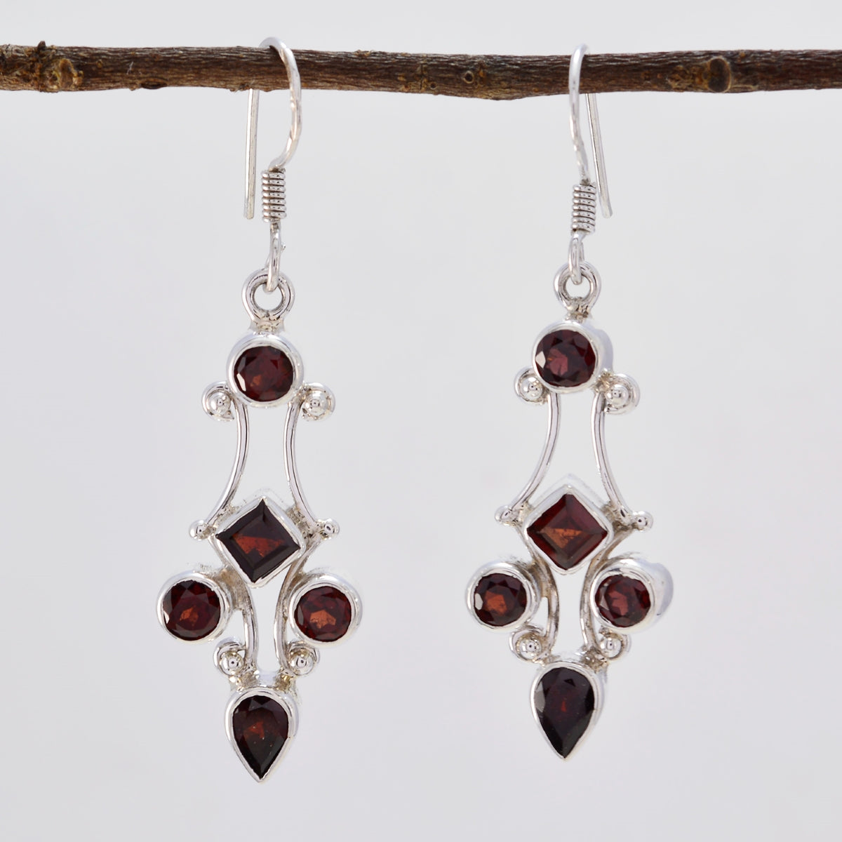 Inès Red Tiny multiple Dangle Earring