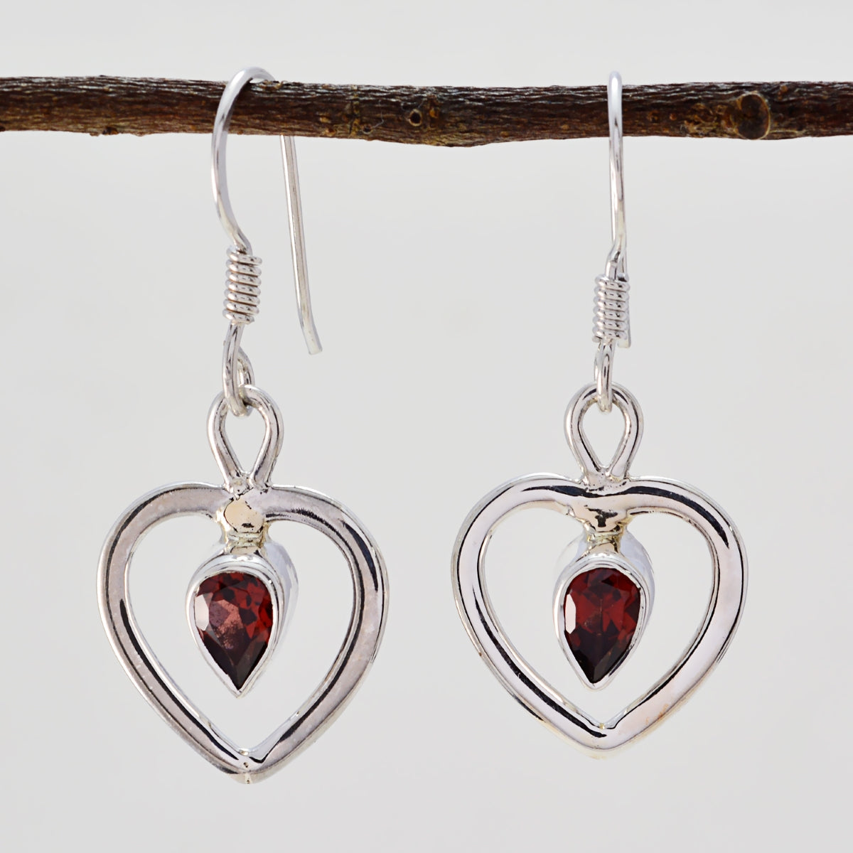 Inès Red Delicate multiple Dangle Earring