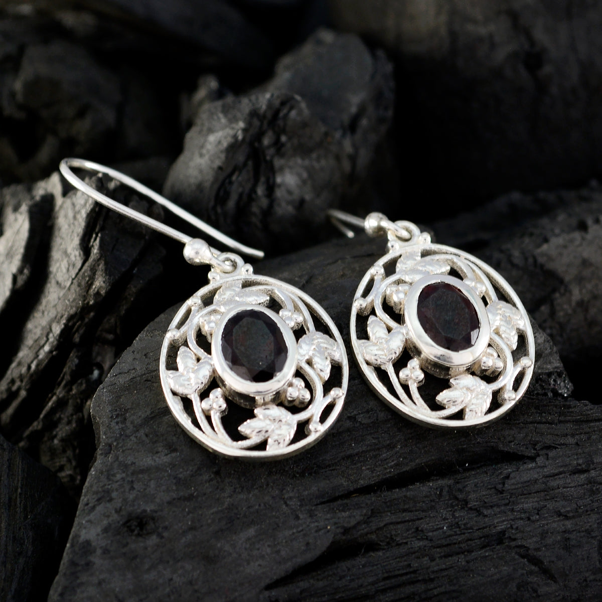 Isabelle Red Classic Solitaire Dangle Earring