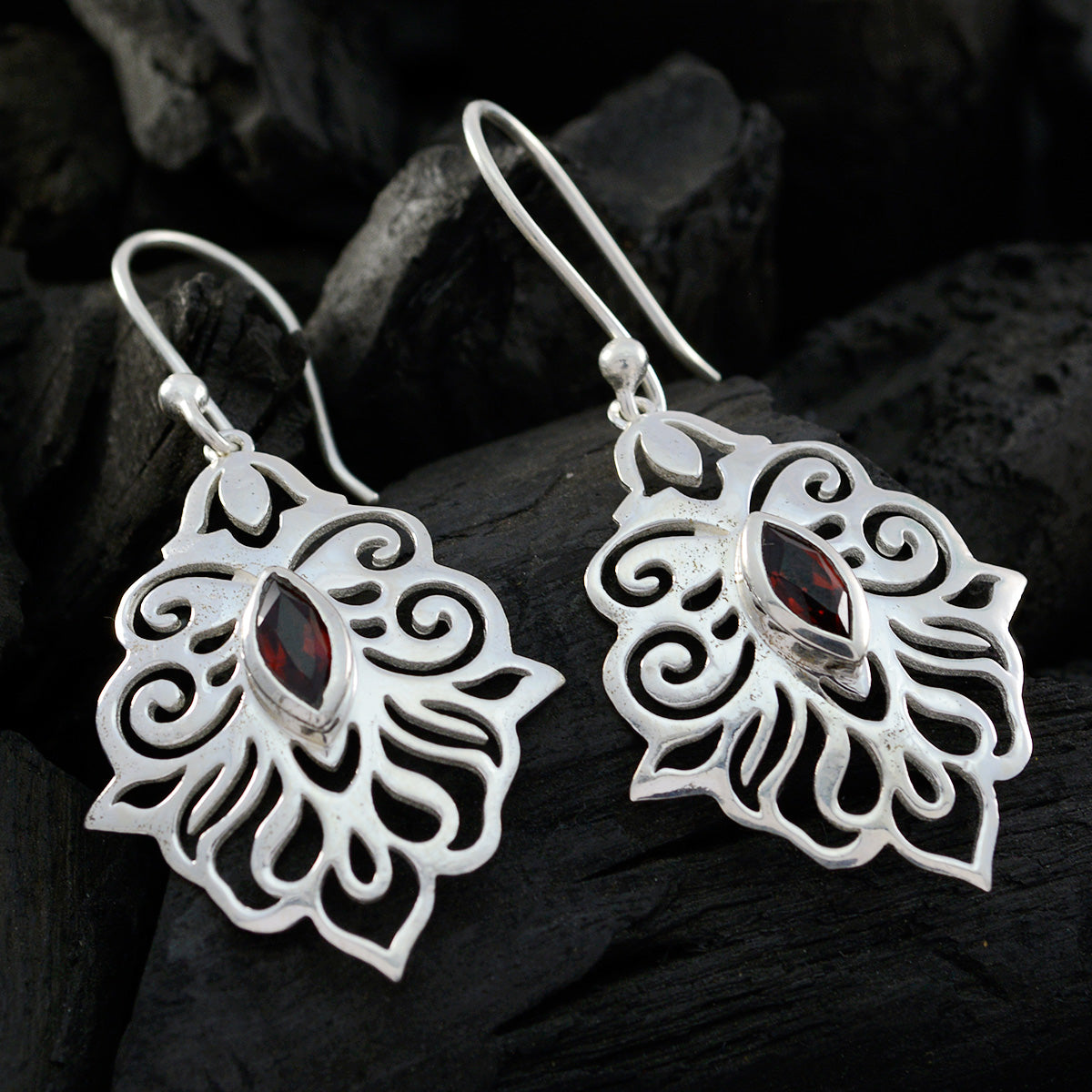 Olivia Red Classic Solitaire Dangle Earring