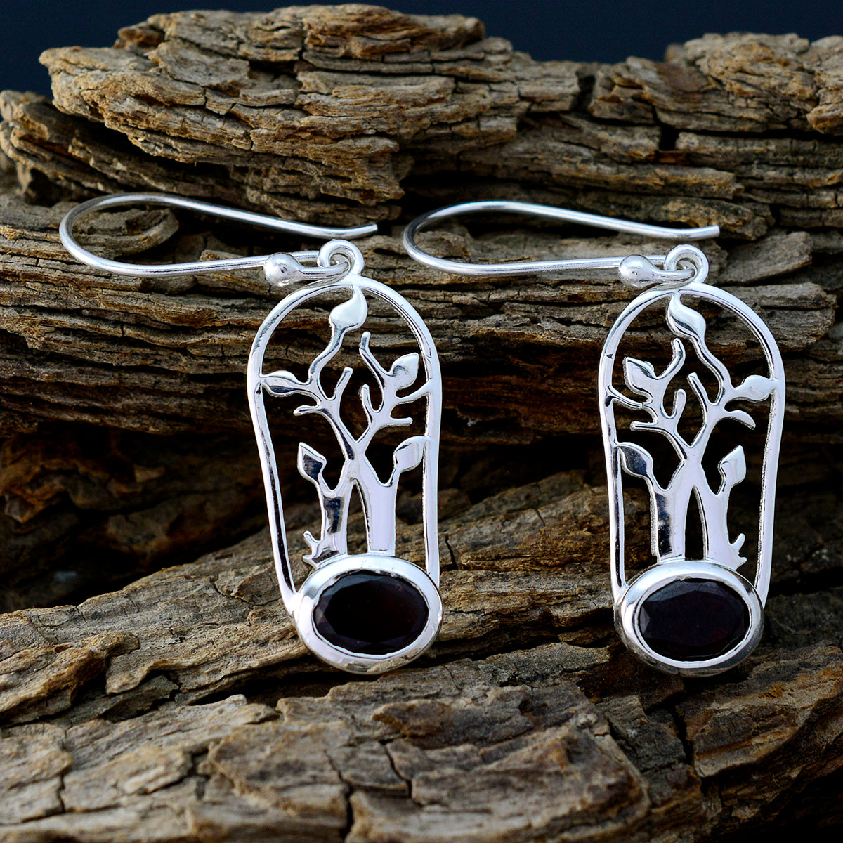Sarah Red Dainty Solitaire Dangle Earring
