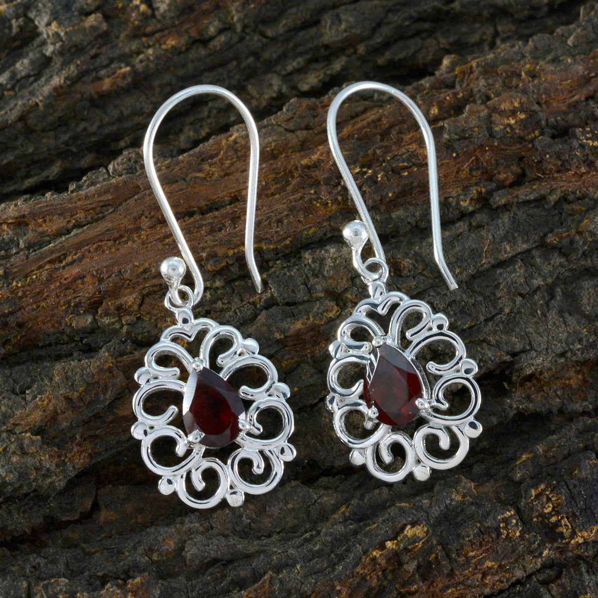Mila Red Whisper thin Solitaire Dangle Earring