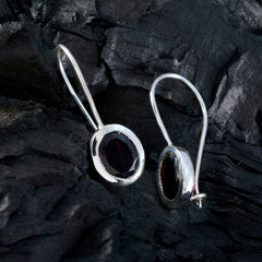 Violet Red Delicate Solitaire Dangle Earring